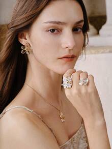 Opalesca 18K Gold Plated White Flower Exquisite Fashion Open Ring - Yellow Gold - View 3