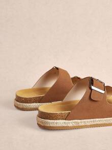 Rosivie A Pair Of Women's New Round Toe Thick-Soled Flat-Soled Sandals, Belt Buckle Decoration, Real Hemp Rope, Straw Bottom, Open-Toed Fashion Sandals - Brown - View 5