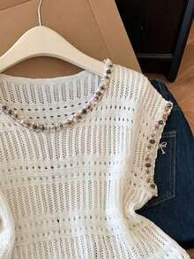 EMERY ROSE ملابس علوية نسائية عصرية متعددة الاستخدامات مصنوعة يدويًا مزينة بالخرز والدانتيل برقبة دائرية وتصميم مفرغ من الصوف المحبوك - بيج - مشاهدة 4