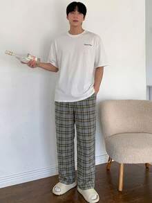DAZY 夏季字母印花白色T恤與格紋長褲男士居家休閒套裝睡衣 - 彩色 - 查看 3