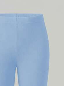 SHEIN Playful Pals 女嬰 2件/套休閒時尚百搭春夏嬰兒幼兒T恤套裝，可愛甜美藍色花卉上衣，花卉圖案，寬鬆圓領短袖T恤與藍色內搭褲2件套，春夏服裝套裝，適合休閒外出、返校、派對穿著 - 彩色 - 查看 3