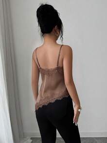 Rafferiza 女款優雅法式蕾絲拼接細肩帶背心 - 摩卡棕 - 查看 2