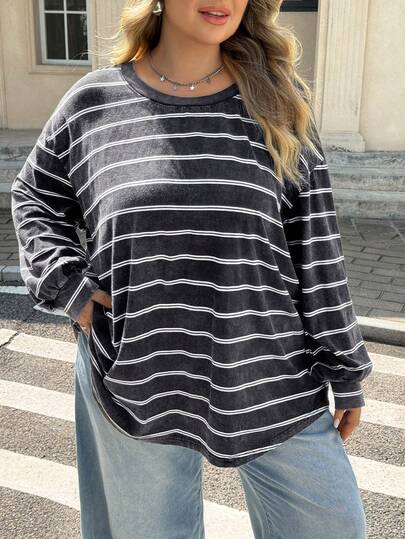 SHEIN CURVE+ 大尺碼女款黑白休閒寬鬆彩色條紋長袖T恤衛衣，適合戶外穿著、返校季、街頭風與Y2K風格服飾