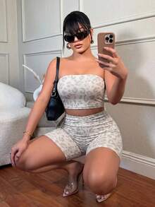 SHEIN SXY 大尺碼夏季休閒豹紋抹胸上衣與短褲兩件套 - 彩色 - 查看 4