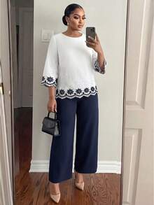 SHEIN Lady CURVE Conjunto casual de 2 piezas para mujer talla grande con top de manga corta y cuello redondo con bordado floral y pantalones para otoño - Multicolor - Ver 1