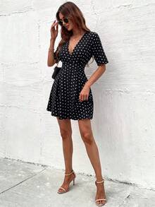 SHEIN 女款V領波點休閒約會旅行夏季洋裝 - 黑色 - 查看 4