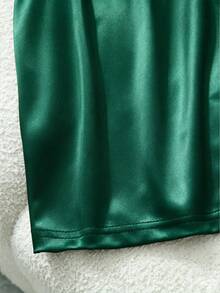 SHEIN LUNE New Sexy V-Neck Cross Neckline Tie Sleeveless Shiny Fabric Elegant Commute Wear Young Versatile Daily Slim Fit Women's Mini Dress, Satin, Dark Green - Dark Green - View 6