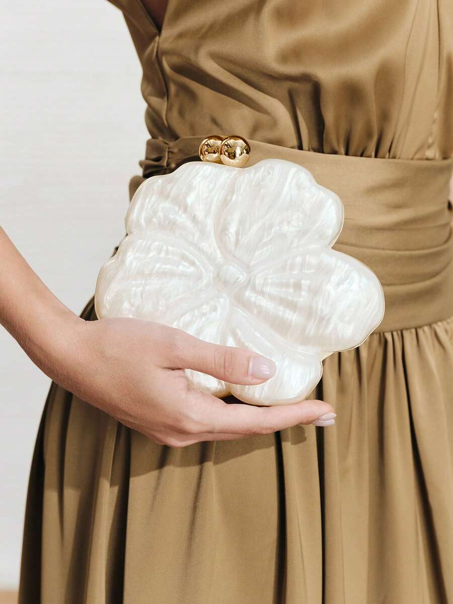 SHECARRY Ladies Fashionable Elegant Simple Flower Style Acrylic Clutch Bag Evening Bag Crossbody Bag, For Party, Prom, Club, Date, Birthday, Evening, Banquet - White - View 1