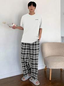 DAZY 夏季字母印花T恤和格子裤男士家居服套装睡衣 - 白色 - 查看 3