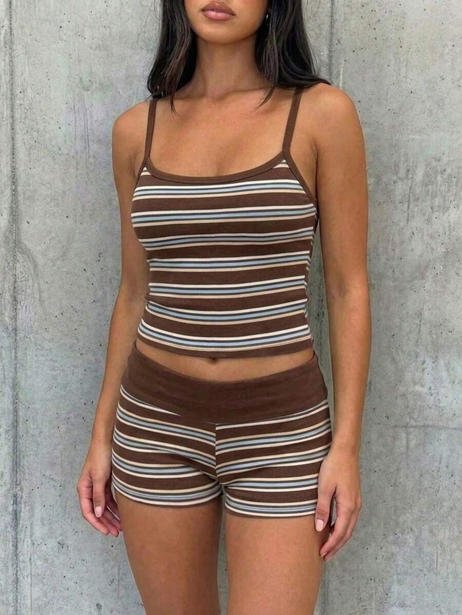 SHEIN EZwear 女士条纹吊带背心和短裤休闲两件套 - 彩色 - 查看 1