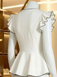 SHEIN PETITE Elegant And Stylish Women's Blouse, White Base With Black Piping, Fitted Waist, Black And White Color Blocking Design, Long Sleeves, Suitable For Everyday Wear, Dates, And Commuting. Elegant Women's Blouse, White Women's Blouse, Women's Shirt, Women's Party Blouse Petite - Black and White - View 4