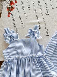 Emery Rose Kids Emery Rose Kids 女童蝴蝶結裝飾百褶條紋上衣與長褲休閒日常套裝 - 藍白色 - 查看 9