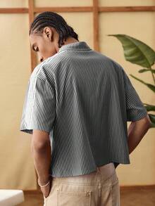 EASEVO Camisa de manga corta con botones delanteros y patrón de rayas de colores contrastantes para hombres de talla grande - Blanco y Negro - Ver 4
