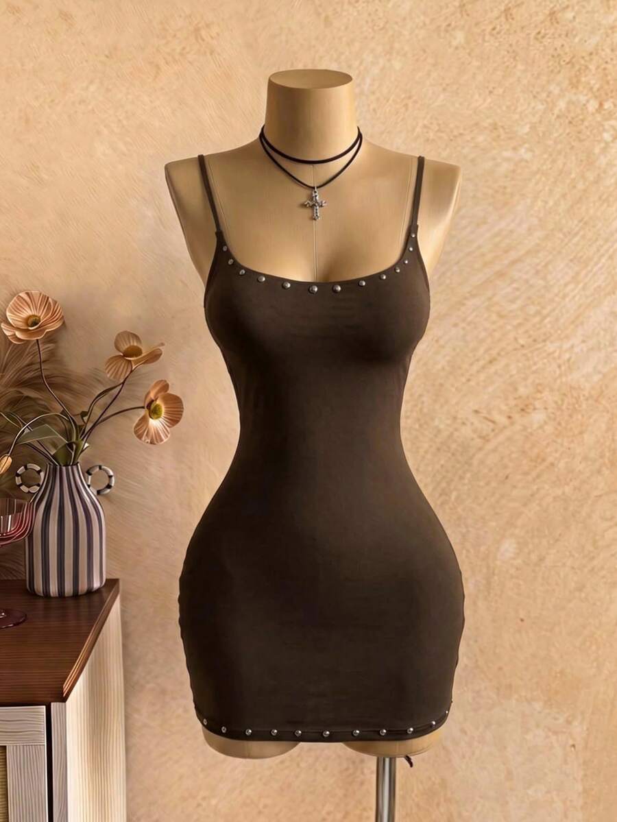 EgrlEra Gaun Terusan Bodycon Seksi Modis Wanita dengan Detail Rivet, Musim Panas - Coklat - View 1
