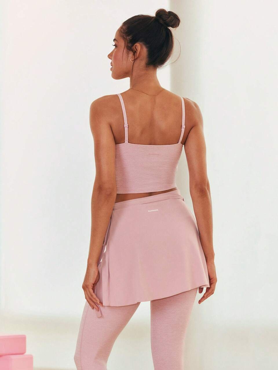 FeatherFit™-CloudBlend Studio Form Ruched Active Tank With Adjustable Straps & Removable Cups Ballet Barre Studio Daily Casual