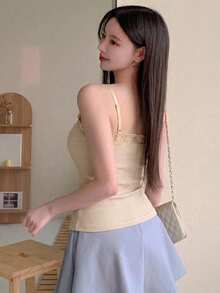 DAZY 女款蕾絲拼接休閒百搭日常穿搭細肩帶背心 - 杏色 - 查看 3