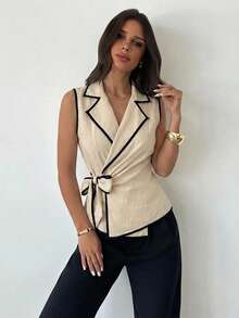 Firerie Blazer delgado envolvente con cintura de lazo para mujer, color albaricoque con ribete de contraste, minimalista y elegante, chaleco sin mangas con cuello en V, chaqueta con lazo que ciñe la cintura, chaqueta con borde de contraste, top para mujer de oficina, adecuado para verano, otoño, ceremonia de graduación, Día del Maestro, temporada de regreso a clases, primavera/verano, vacaciones, elegante casual de negocios - Albaricoque - Ver 2
