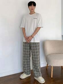 DAZY 夏季字母印花白色T恤與格紋長褲男士居家休閒套裝睡衣 - 彩色 - 查看 5