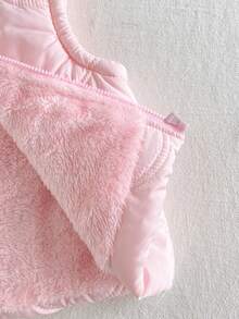 SHEIN Playful Pals 女嬰 1件裝 粉色立領無袖拉鍊抓絨背心，適合休閒外出、玩耍、拍照，舒適冬季百搭外套 - 粉色 - 查看 4
