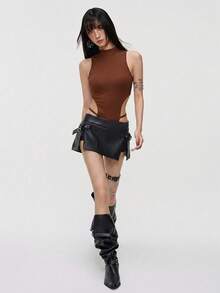 Rina Fox 女款性感無袖細肩帶連身衣，極簡性感風，修身顯身材，小眾吊帶背心外穿上衣 - 摩卡棕 - 查看 7