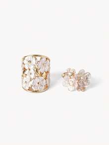 Opalesca 18K Gold Plated White Flower Exquisite Fashion Open Ring - Yellow Gold - View 2