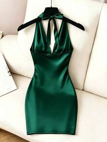 SHEIN LUNE New Sexy V-Neck Cross Neckline Tie Sleeveless Shiny Fabric Elegant Commute Wear Young Versatile Daily Slim Fit Women's Mini Dress, Satin, Dark Green - Dark Green - View 2