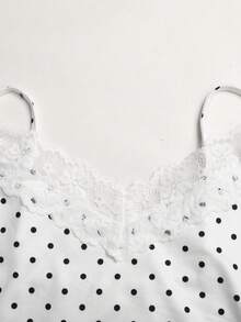 SHEIN Tween女孩軟綿蕾絲波點針織細肩帶背心，休閒日常百搭，適合外出與各種場合，姐妹款、親子款，可愛女孩風 - 白色 - 查看 4