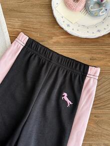 SHEIN Vintaside Kids 2件組女嬰2026秋冬新款黑色百搭休閒可愛動物圖案刺繡長袖衛衣套頭衫與運動長褲套裝，時尚百搭寬鬆休閒極簡運動風，適合日常休閒舒適穿著與戶外玩耍 - 黑色 - 查看 8