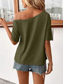 SHEIN Clasi Plus Size Heart Print Asymmetric Neckline T-Shirt Trail Ride Office Olive Green Summer Elegant Business Casual - Army Green - View 2