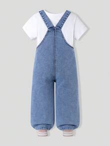 SHEIN Genkimix Kids 女童時尚百搭款幼兒牛仔吊帶褲，復古中藍色牛仔布，櫻桃印花可愛俏皮，寬鬆直筒版型，適合日常外出、上學、通勤，四季可穿，可調節肩帶 - 中等水洗藍 - 查看 2