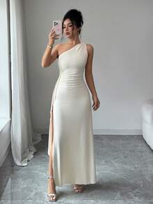 SHEIN Elenzya 夏季奢華緞面單肩抓褶腰高開衩長洋裝 女款性感晚禮服派對禮服 - 杏色 - 查看 1