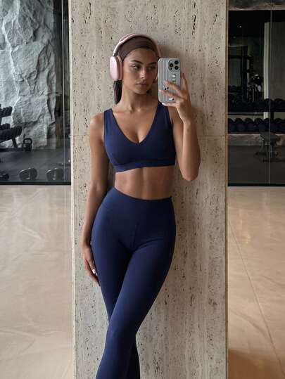11SKNDS Leggings de cintura alta y largo completo con detalle en V en la espalda, ajuste moldeador, bolsillos laterales, tela suave como mantequilla, para yoga, pilates, correr y uso diario