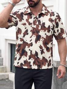 Manfinity Dauomo 棕白奶牛印花 Polo 衫，西部復古街頭風，夏季日常出遊、派對度假休閒款 - 彩色 - 查看 5