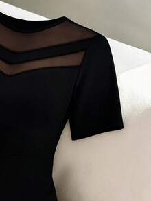 GlowEve CURVE 大码女士优雅网纱拼接短袖A字连衣裙 - 黑色 - 查看 3