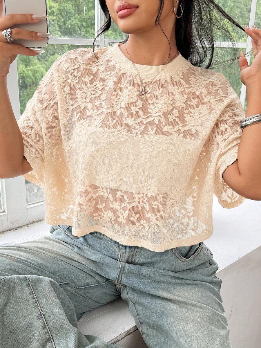 SHEIN EZwear 大尺碼女款法式浪漫風蕾絲透視T恤 - 白色 - 查看 1