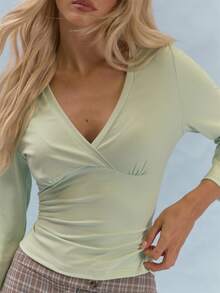 MUSERA Three Quarter Sleeve Surplice V-Neck Fitted Top With Ruched Bust Detail Summer Casual Everyday Y2K Soft Social - Green - View 2