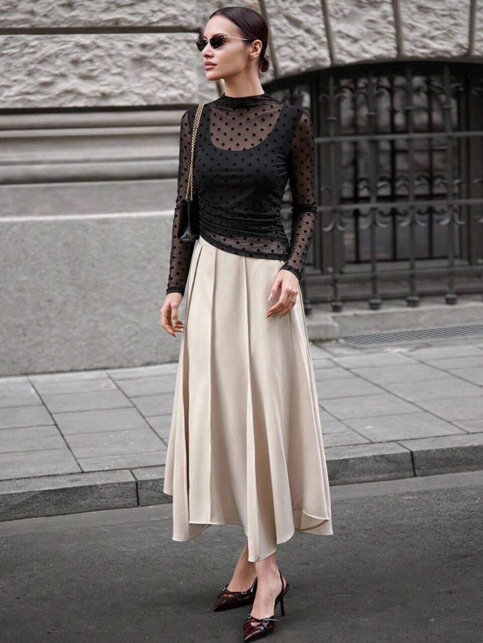 Women's Black Polka Dot Pattern High Elastic Mesh Fabric Comfortable Material Slim Fit Regular Shoulder Long Sleeve Mock Neck Base Layer Top With Lace Trim Decoration And Patchwork Design, Versatile For All Seasons, Modern Urban Fashion Business Casual Office Wear, Low-Key Old Money Style Elegant Commuter Airport Women's Top
