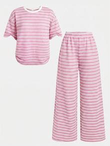 SHEIN 青少年女孩休閒度假粉色與白色針織紋理條紋寬鬆短袖T恤與長褲套裝 - 粉色 - 查看 3