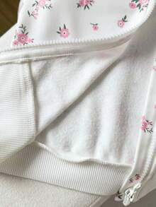 SHEIN Vintaside Kids 女嬰女童秋冬長袖連帽簡約休閒花卉數位印花夾克，適合外出、公園散步、度假、露營與休閒穿著 - 彩色 - 查看 6