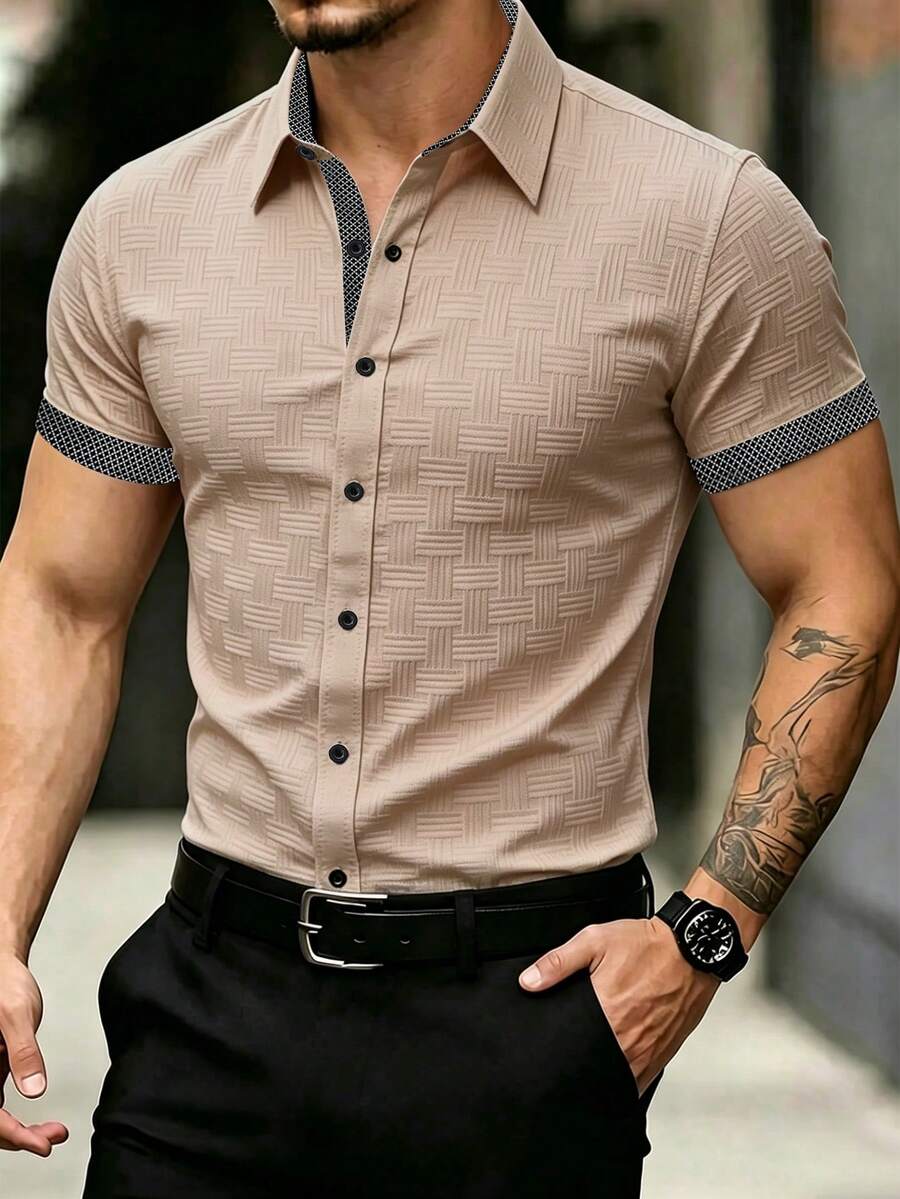 Manfinity Mode 男士夏季商務休閒對比飾邊前開扣短袖襯衫,正式款 - 卡其色 - 查看 1