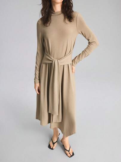 Ontre 2026 New Autumn Women's Mid-Length Dress, Loose Fit, Khaki Color, Long Sleeve, Knit Fabric, High Neck, Waist Tie Design, Casual Commute, Urban Modern, Minimalist Elegant, Tea Party, Independence Day, Old Money Style, Teacher Outfit, Office Wear, Holiday Outfit, Vacation Date, Women's Outing Fashion Versatile Mid-Length Dress