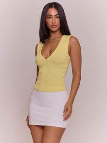 MUSERA ESSENTIALS Soft Rib V Plunge Neckline Sleeveless Fitted Cropped Tank Vest Top Spring Summer Holiday Everyday Simple Sexy Cute Daily Basics Going Out Light Yellow - Yellow - View 3