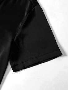 Manfinity AFTRDRK 男士奢華派對休閒街頭風必備 INS 風格黑色緞面襯衫 - 黑色 - 查看 5
