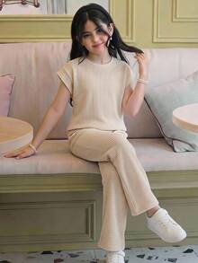 卡其色