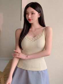 DAZY 女款蕾絲拼接休閒百搭日常穿搭細肩帶背心 - 杏色 - 查看 4