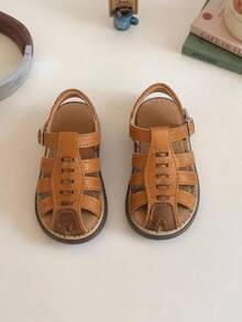 Girl Sandals And Adjustable Buckle - Camel - View 2