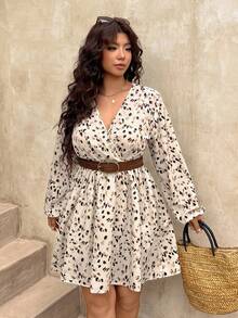 SHEIN Frenchy Plus Size Dress, Plus Size Waist-Cinching Dress, Small A-Line Dress, Ditsy Floral Dress, V-Neck Long Sleeve Mini Dress Fall/Winter Vacation Dress - Apricot - View 3