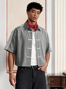 EASEVO Camisa de manga corta con botones delanteros y patrón de rayas de colores contrastantes para hombres de talla grande - Blanco y Negro - Ver 2