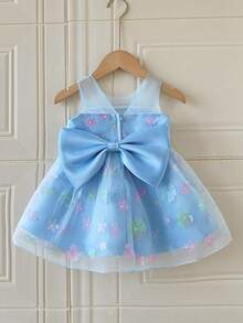 SHEIN Glamorique Kids 嬰兒女童無袖公主洋裝，柔軟藍色薄紗搭配彩色3D花朵刺繡，背部可拆卸大蝴蝶結，適合寶寶週歲生日派對、生日慶祝、婚禮花童、家庭聚會、正式場合、日常出遊、拍照、度假、畢業舞會 - 藍色 - 查看 7
