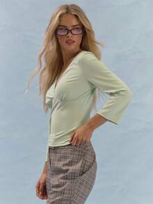 MUSERA Three Quarter Sleeve Surplice V-Neck Fitted Top With Ruched Bust Detail Summer Casual Everyday Y2K Soft Social - Green - View 3